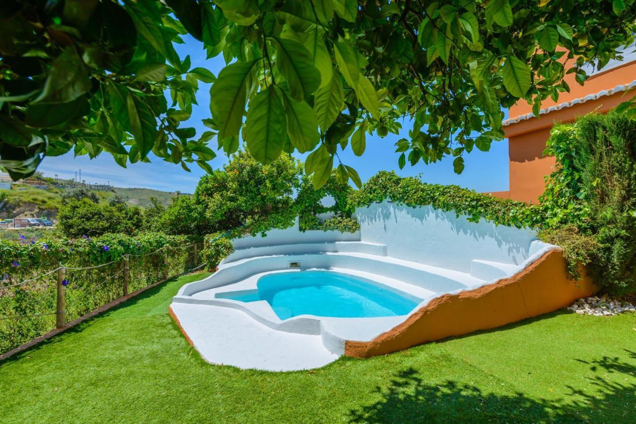 Holiday Home El Pilarillo Piscina Compartida Alcaucín Extérieur photo