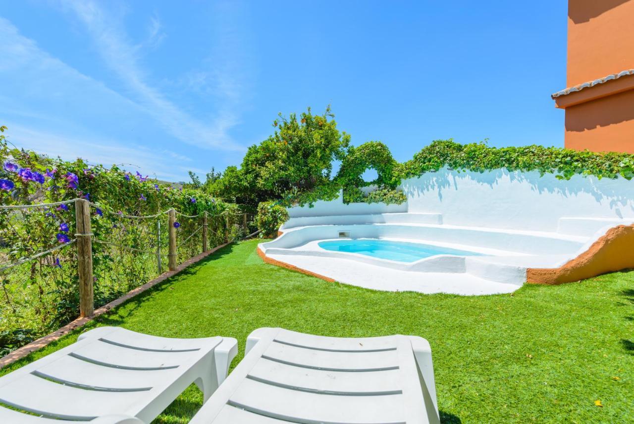 Holiday Home El Pilarillo Piscina Compartida Alcaucín Extérieur photo
