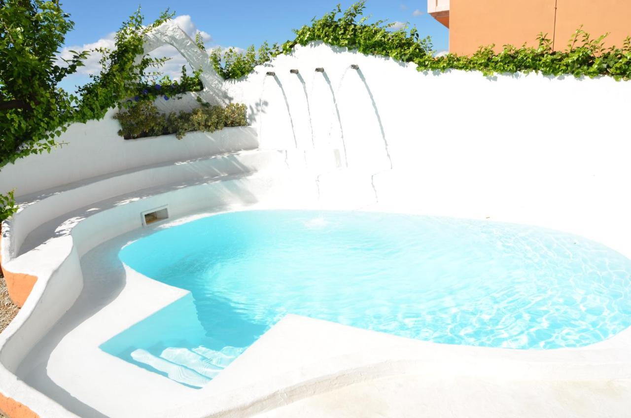 Holiday Home El Pilarillo Piscina Compartida Alcaucín Extérieur photo