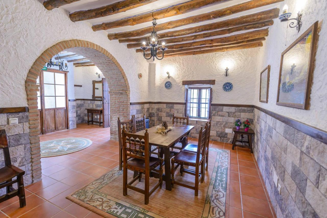 Holiday Home El Pilarillo Piscina Compartida Alcaucín Extérieur photo